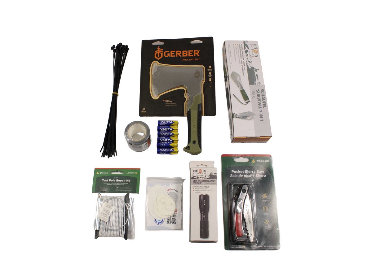 STS Outdoor Werkzeug & Reparatur Basis, kompletter Set-Inhalt: Gerber Pack Hatchet, Origin Outdoors Schaufel Survival 7 in 1, LED-Taschenlampe Focus, Coghlan's Pocket Sierra Saw, Tent Pole Repair Kit, Kabelbinder, Panzertape, Varta Batterien und Reparaturflicken
